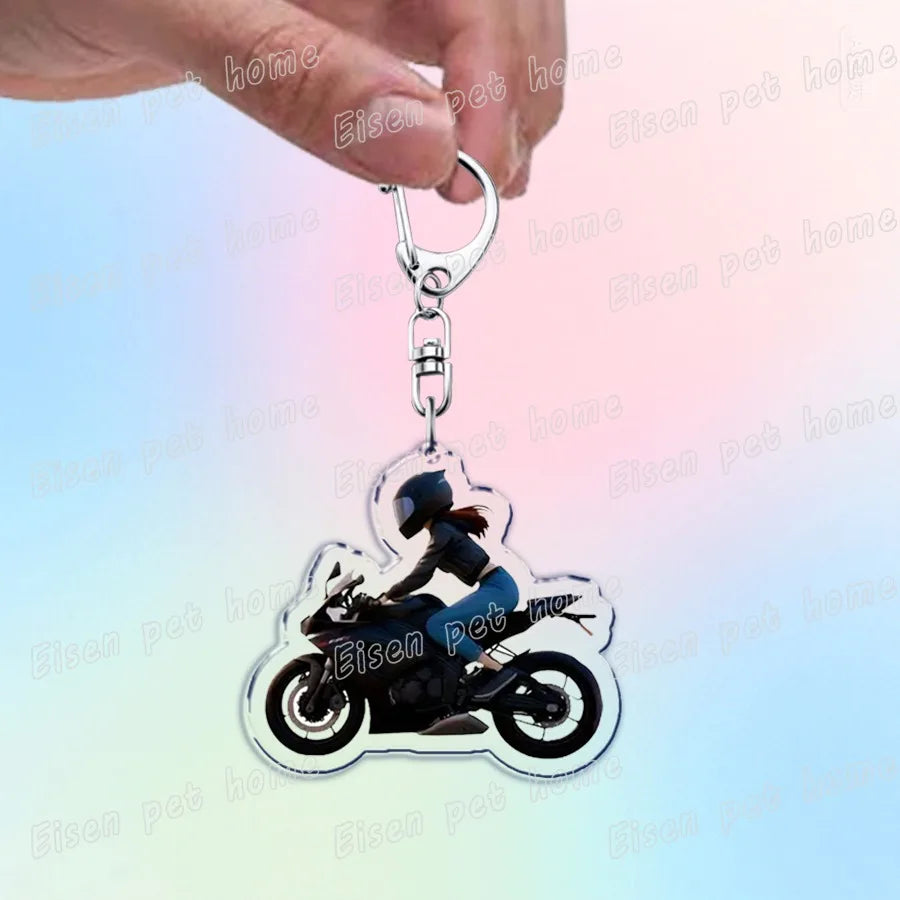 Motorcycle Helmet Keychain – Rider Gift & Bag Charm Accessory